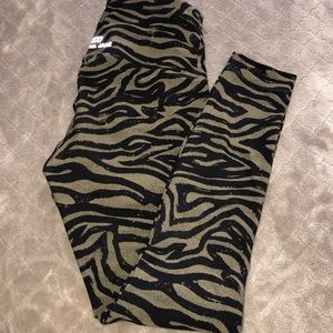 Lorna jane Animal print pants
